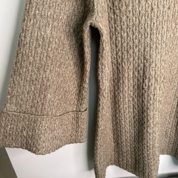 Mac & Jac Tan Wool Mohair Turtleneck Bell Sleeve Sweater Size XL - Picture 8 of 12